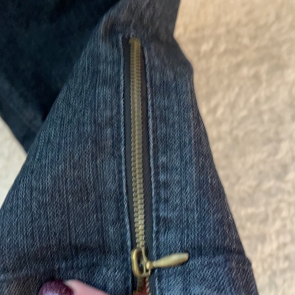 Selling size 13 capris brand name Contrast - Picture 3 of 3